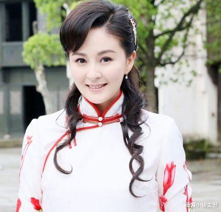 整容|曾今“两姐妹”，如今一个整容变残，一个万年不红退出幕后