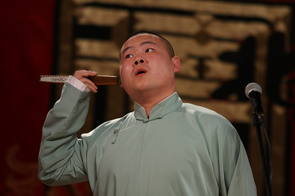 关晓彤|岳云鹏全球分鹏,11个“岳云鹏”各有各帅,被徒弟编成剧本