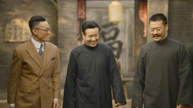 |三位顶流到南大拍戏,师生无一理睬,这才是高等学府该有的样子