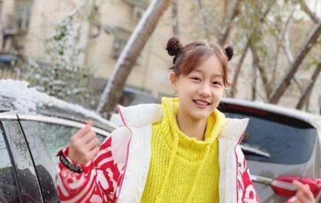 整容|赵薇“女儿”因长太好看，被网友称“不许整容”，现在美到认不出