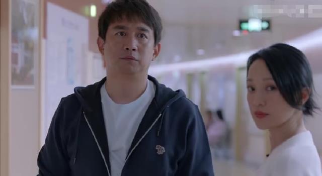 周迅|周迅坦然谈及过往情史，自认不会恋爱，最后发现只是不了解自己？