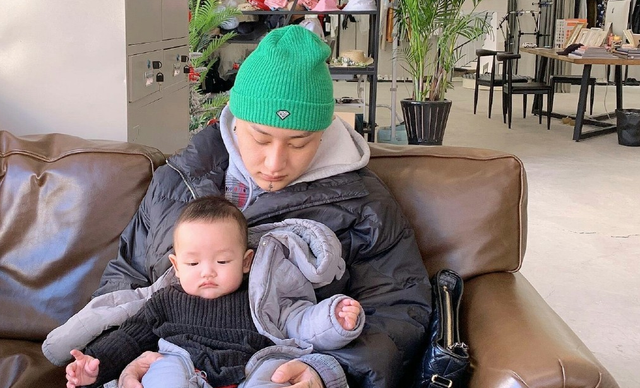 散打哥|老方丈力挺好兄弟上官带刀，连麦嘲讽散打哥，斥责其蹭辛巴热度