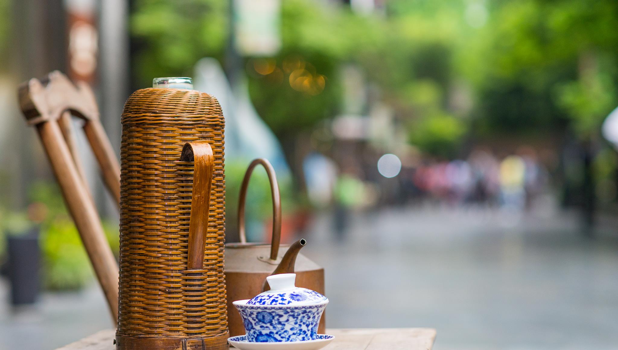 奶球妈咪聊|一座让汪曾祺舍不得的城市,比成都杭州还迷人