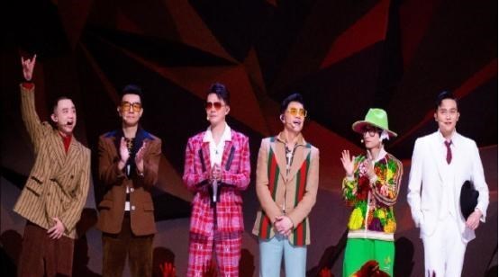 杨钰莹|《哥哥》四公淘汰赛制再变，有4人离开，陈小春和张晋各救一人