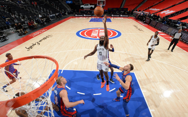 活塞队|大爆冷！篮网惨遭3连败，欧文28次疯狂出手，哈登2断5帽尽力了