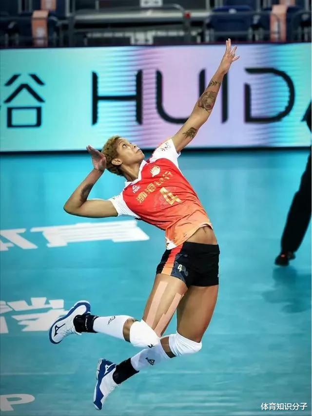 女排|轰178分高居榜首！女排黑珍珠火力比天津外援强，龚翔宇压力来了