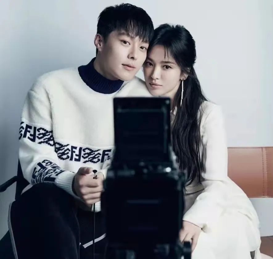 宋慧乔|女王依旧是女王！离婚2年后的宋慧乔，找了个小11岁的鲜肉男友