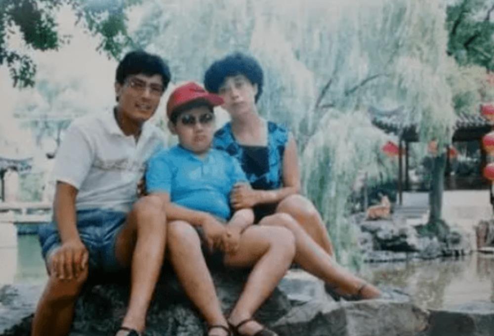 棉妈育儿经|靠毕福剑捧红，被导演怒骂“滚出娱乐圈”，盲人杨光今现状怎样？