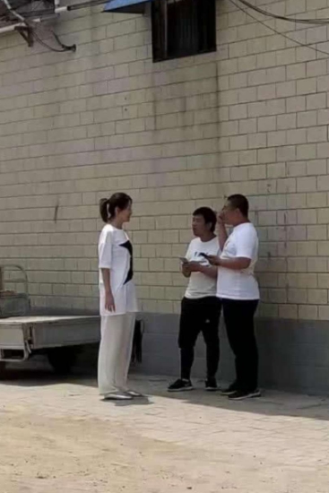 范上官|走了马蓉来了冯清,新女友黑料不断,王宝强到底迷恋她什么?