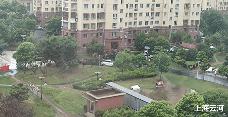 因为自己的这个判断失误,带来的是损失和懊悔