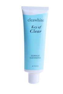 杨红聊时尚|男士洗面奶控油什么牌子好用 揭秘油皮洗面奶排行榜