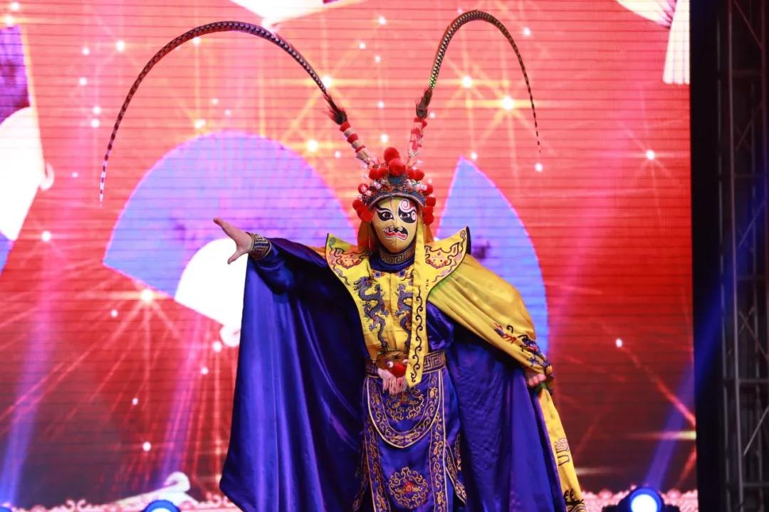 新报业传媒 立夏 鸡公山景区“五一”小长假完美收官