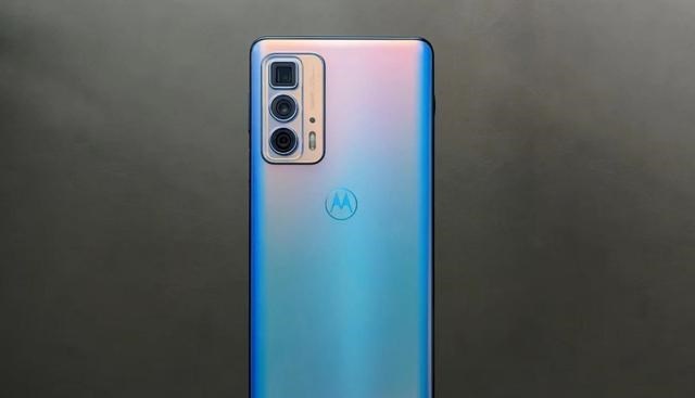 肖翻天和同学们 50X变焦+144Hz屏+4520mAh，跌价900元，骁龙870旗舰更有诚意