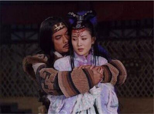 王昭君|王昭君去世后，匈奴是如何对待她的？敦煌一幅壁画揭开残酷黑历史