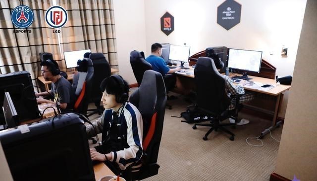 安一妈妈学育儿|Dota2：LGD出师不利身居小组排名末，或遭淘汰？水友：搞科研罢了