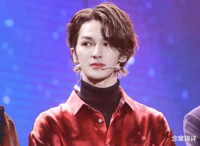 朱正廷|粉丝晒朱正廷腹肌照，反击官媒批判娘炮形象，被网友怼得无话可说