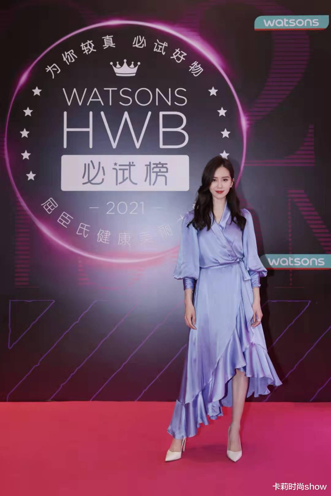 刘诗诗|真女神！刘诗诗穿睡衣裙气质都这么好，宛如从画中走出来的美人