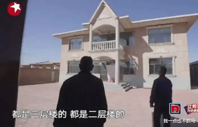 设计师|今晚，爆红7年的顶流，终于翻车了