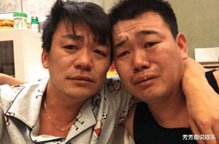 王宝强|王宝强胞弟意外离世，深夜和哥哥发文悼念，情到深处泣不成声