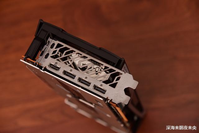 显卡|最新与其无端加价,不如顶格购买!蓝宝石超白金RX6900XT评测