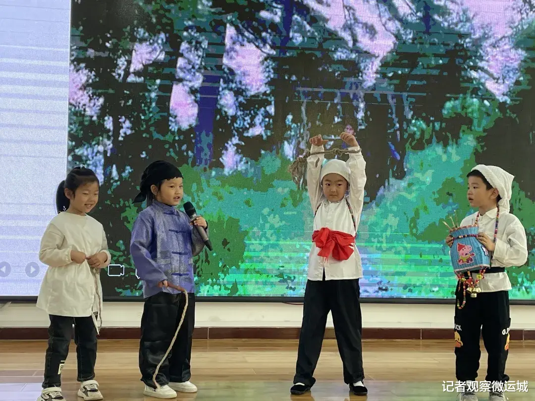 记者观察微运城 经典润童年 精神永流传 ——运城市大运幼儿园举办经典故事展演
