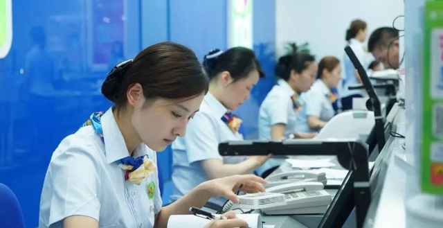 教教你家娃|中国移动的“放纵”，亲手把自己“毁了”