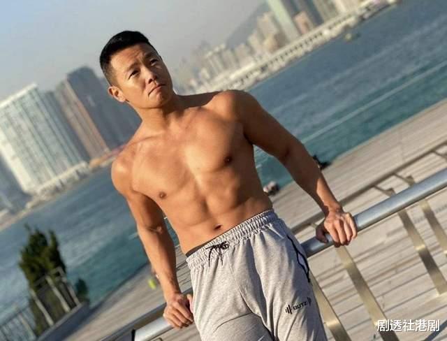 TVB|又走一个！38岁TVB肌肉型男宣布离巢，存钱13年仍付不起首付