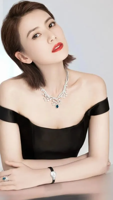 |高圆圆：80、90后的女神，42岁，依旧充满少女感