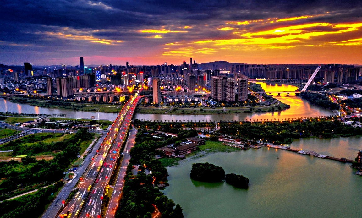 麻城漫谈 安徽、山西向东，河南向西，中部地区崛起的希望在长江中游城市群