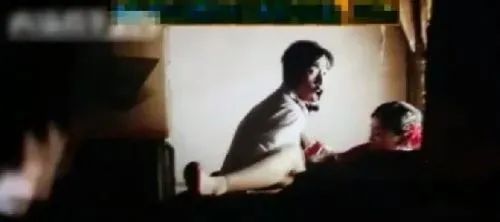 公众号造谣女孩:玩男人,私生活混乱!女孩哭求删除!作者:2000