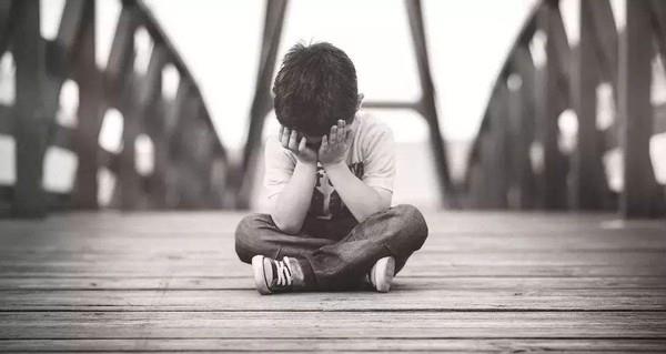 小雪妈妈育儿|“袁”姓爸爸，给娃取名霸气十足，老师却不敢点名：怕全班笑