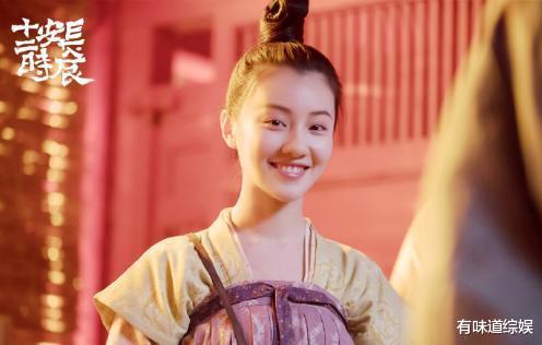 陈小纭|她拍戏时因嫌水脏，用140桶矿泉水替代，今如愿以偿走红片约不断