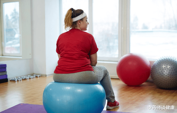 李药师谈健康|中青年人高血压,为何多是低压高?生活上做好7点,或许不用吃药