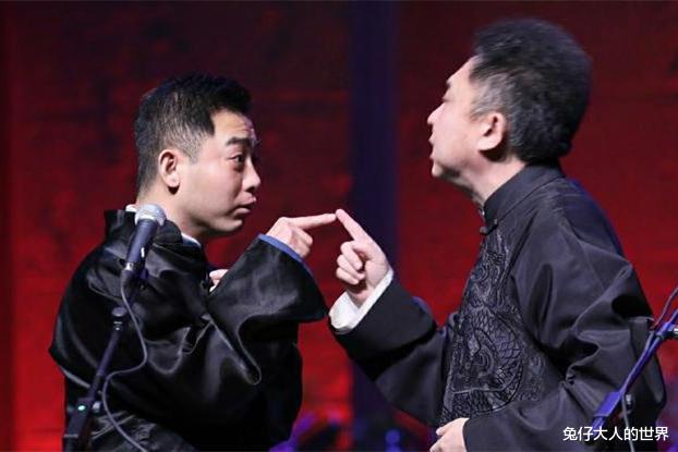 德云社|德云社深夜官宣跨年专场，引发网友热议，希望不要像去年那样收场