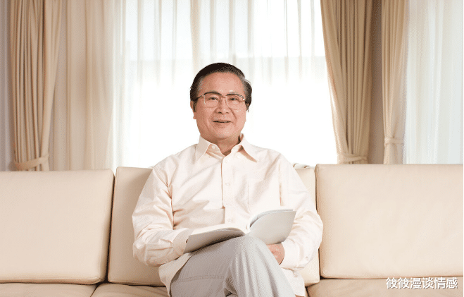 筱筱漫谈情感|72岁大爷直言：人到晚年，宁愿出钱请保姆养老，也不去儿子家养老
