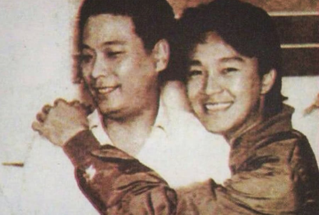 王宝强|吴孟达逝世众星纷纷悼念，周星驰第一时间发声，称呼让人不太舒服