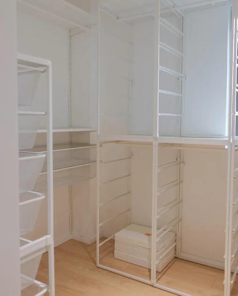 女主坚持两室改三室,1㎡变5㎡,还有衣帽间+超强收纳,太牛了