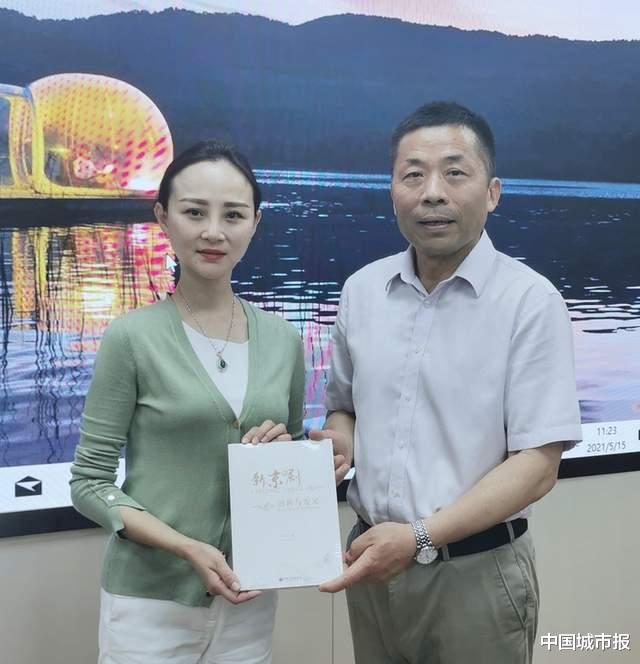 中国城市报 新京剧创始人储兰兰女士到访安徽艺术学院进行文化交流