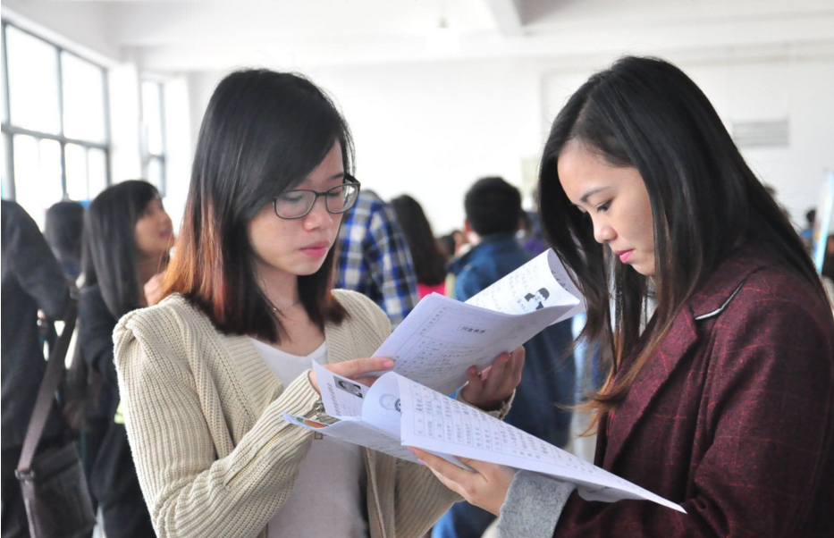 教师|适合“老实人”的工作，很少出现“勾心斗角”，薪资待遇也不错