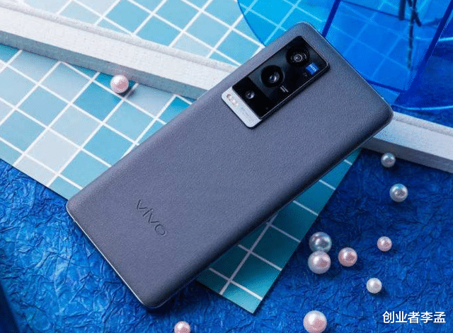 伊隆·马斯克|为什么很多人买手机只关注高端旗舰机？