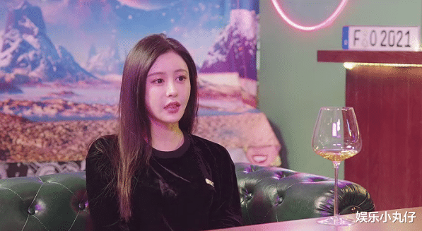 整容|演员被导演要求整容，将祖传“鹰钩鼻”磨平后，却被告知角色没了