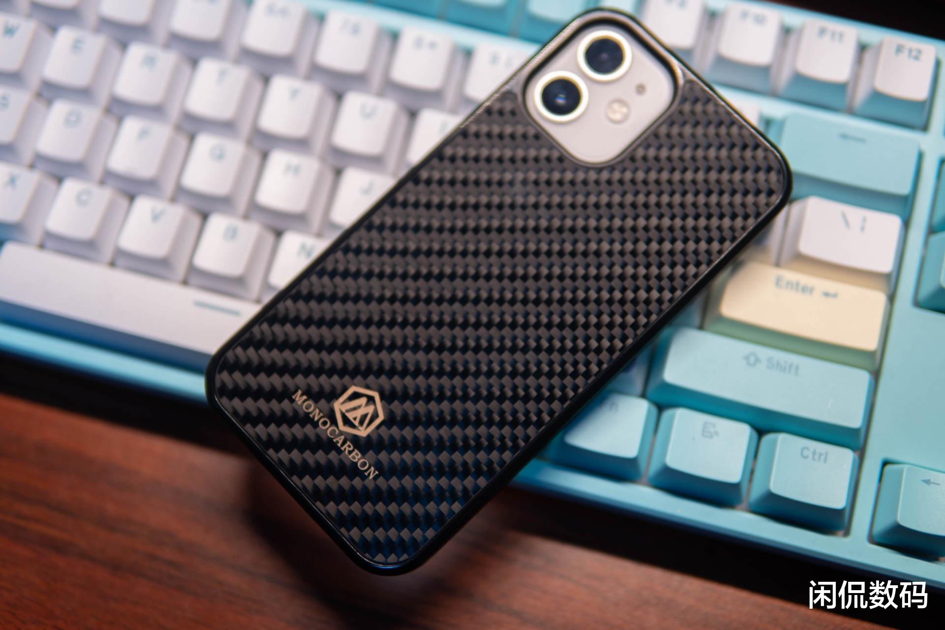 碳纤维|给你的iPhone换上真碳纤维手机壳，墨罗碳纤维套装开箱体验