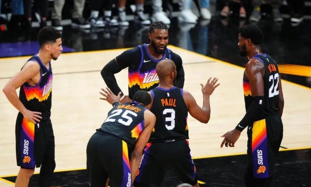 可馨育娃|新赛季十大控卫：库里榜首，欧文第3，保罗第5，威少不及西蒙斯