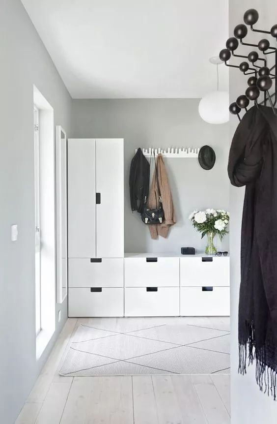 开门见厅的尴尬户型,没有玄关,鞋柜该放哪里?