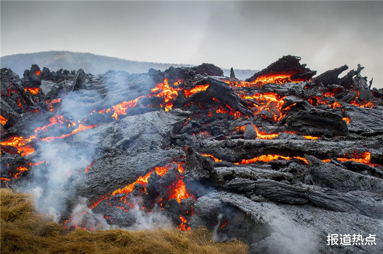 火山接连喷发,已吞噬约800公顷土地!“冰河时期”或将卷土重来?