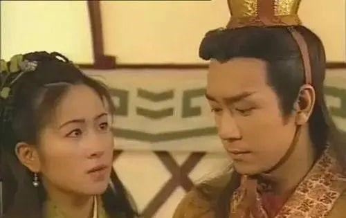 柳岩|她被誉为“绯闻女王”，曾插足张卫健的恋情，与男友前任吵上法庭