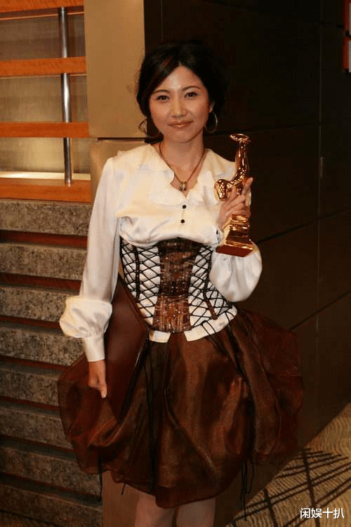 颜丙燕|48岁颜丙燕：最低调影后，拒绝一切商业活动！但观众根本不认识她这个8料影后