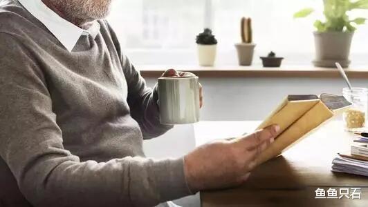 鱼鱼只看|小脑萎缩患者会出现哪些症状？小脑萎缩患者一定会患上痴呆吗？