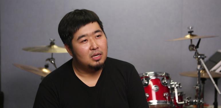情话屋 宋冬野重新复出遭群嘲，深夜发文，骂声一片，活该被禁言处理