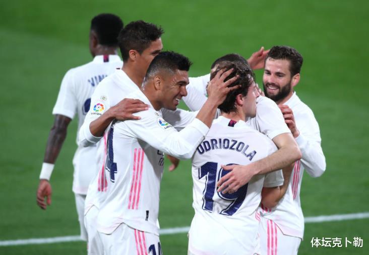 巴塞罗那|西甲冠军争夺战，一场0比0让皇马暗自高兴，巴萨主场表现令人失望